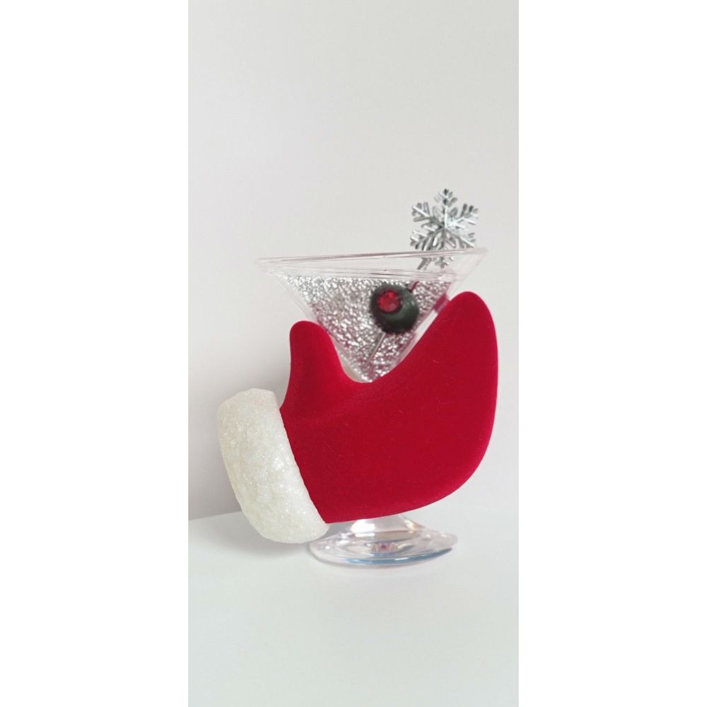 NWT Bath & Body Works Santa's Glove & Cocktail Wallflower Plug-In